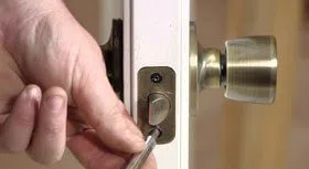 City Locksmith Store Houston, TX 713-357-0748 - 16-Emergency-Locksmith-Opening